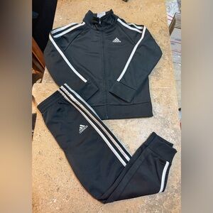 Girls adidas tracksuit